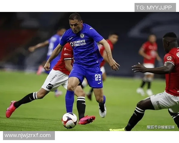 阿苏尔足球队崛起之路：从默默无闻到联赛强者的奋斗历程